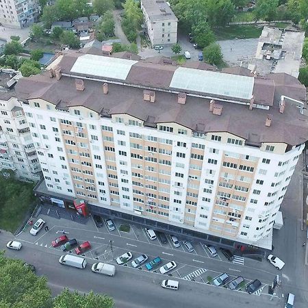 Airport Apartments Taxi Chisinau Exterior photo